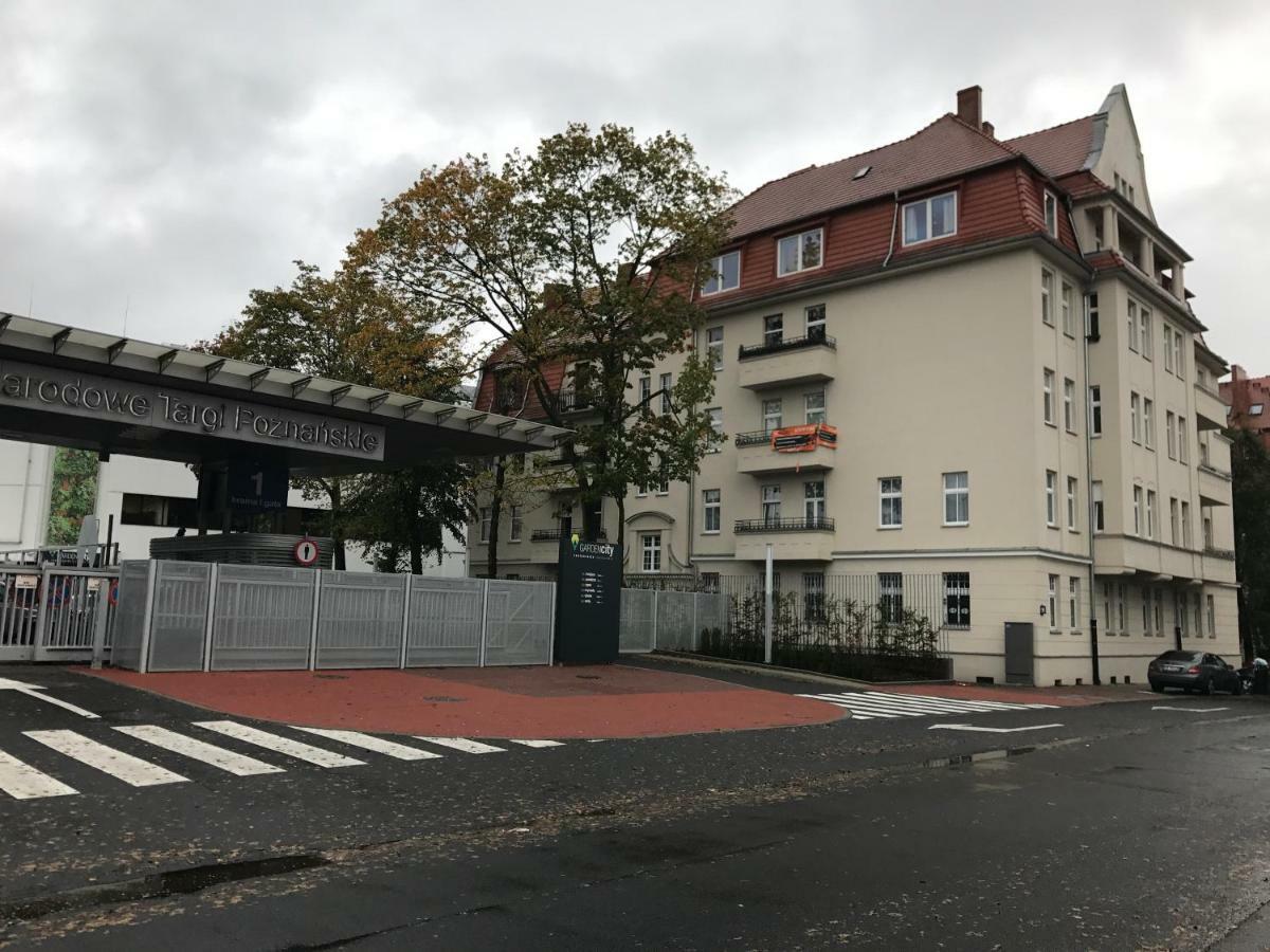 7 Rooms Mtp Poznań Eksteriør bilde