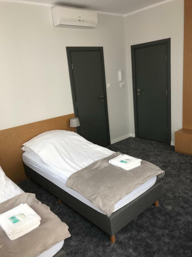7 Rooms Mtp Poznań Eksteriør bilde