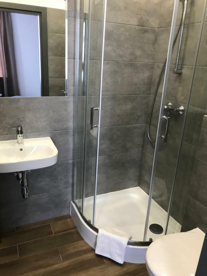 7 Rooms Mtp Poznań Eksteriør bilde